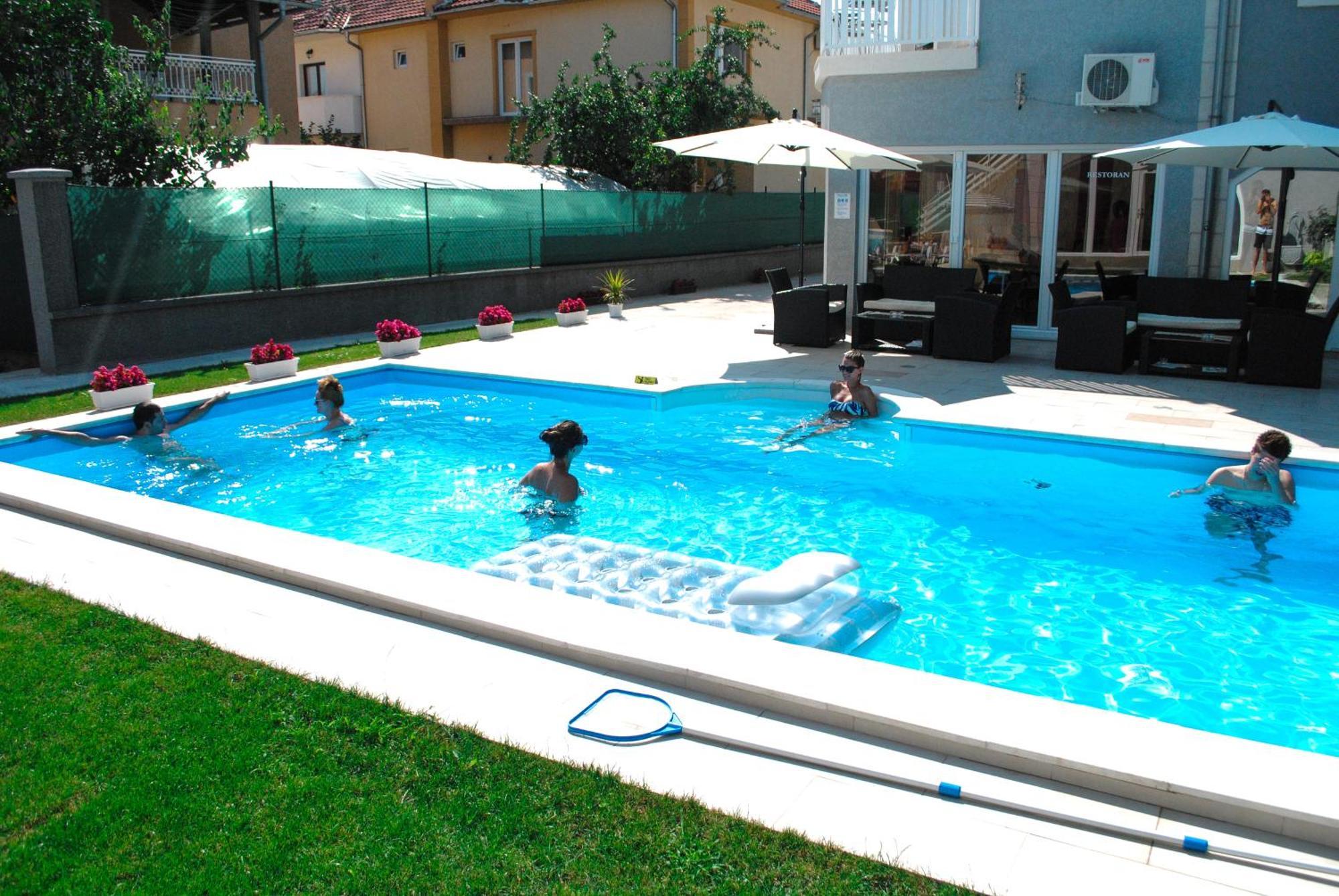 נגוטין Vila Delux מראה חיצוני תמונה